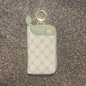 Stylish Green Key Case with Gold Accents